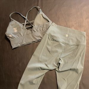 Buff Bunny Matching Sports Bra & Cropped Leggings